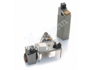 ARTITEC 387682 Büroeinrichtung mit Figur Maßstab H0