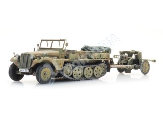 ARTITEC 6870491 ready 1:87 WM Sd.Kfz. 10 + PAK 38, Camo