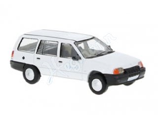 Opel Kadett E Caravan weiss
