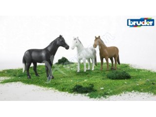 BRUDER 02306 Pferd (3 Farben sortiert)
