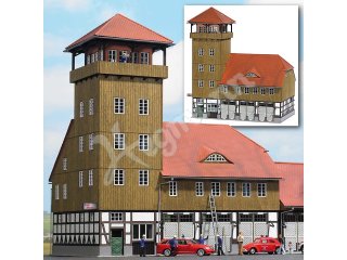 Historisches Gebäudemodell in mehrgeschossiger Fachwerk- und Holzb