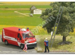 Inhalt: Fahrzeug Fiat Ducato, Feuerwehrmann, der ein Kind gerettet