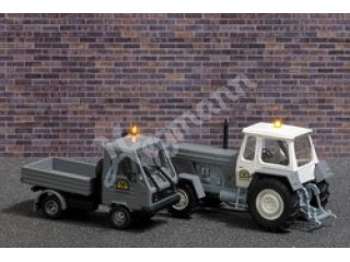Traktor Fortschritt ZT 300 & Multicar mit gelben Blinkleuchten und
