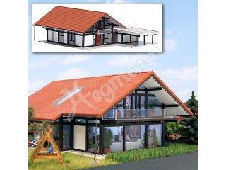 Bausatz für ein modernes Wohnhaus in der Holz-Glasarchitektur der