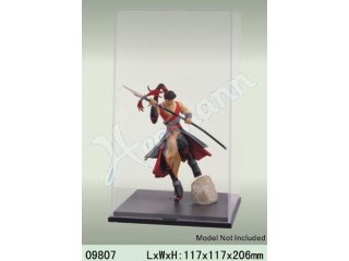 Vitrine, 117 x 117 x 206 mm