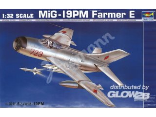 Trumpeter 02209 MiG-19 PM Farmer E/Shenyang F-6B