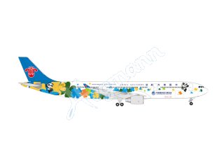 HERPA 535205 1:500 A330-300 China Southern, Expo