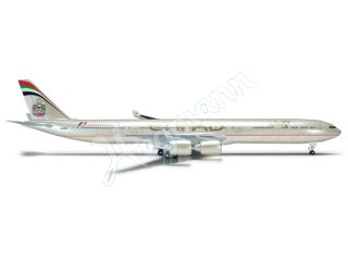 Miniatur-Flugmodell im Maßstab 1:500
