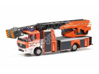 HERPA 097840 H0 1:87 MB Atego 13 Drehl. FW Bremen