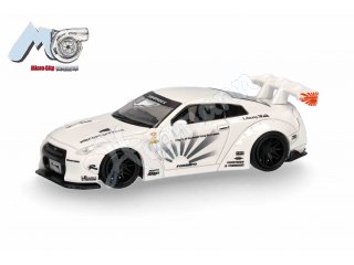 Nissan GTR 35, weiß