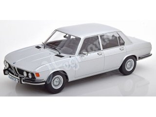 KK Scale 1:18 BMW 3.0S E3 2. Series 1971 silber