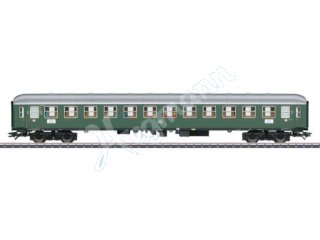 Märklin W43920.002 Personenwagen im Maßstab H0 1:87 - Sonderverkauf 2021 mit 10 Preiser-Figuren