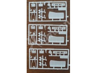 Set mit 3 wei&szlig;en Schneepfl&uuml;ge