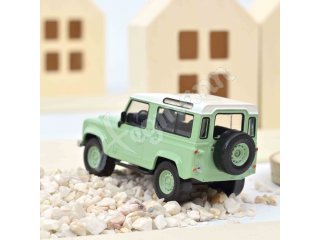 NOREV Land Rover Defender 1995 Grün & Weiß Jet-car 1:43