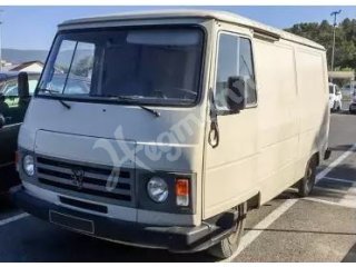 Peugeot J9 1981 Beige 1:87 (R