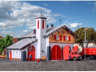 VIESSMANN 39214 H0 Feuerwehr mit Dorfgemeinschaftshaus